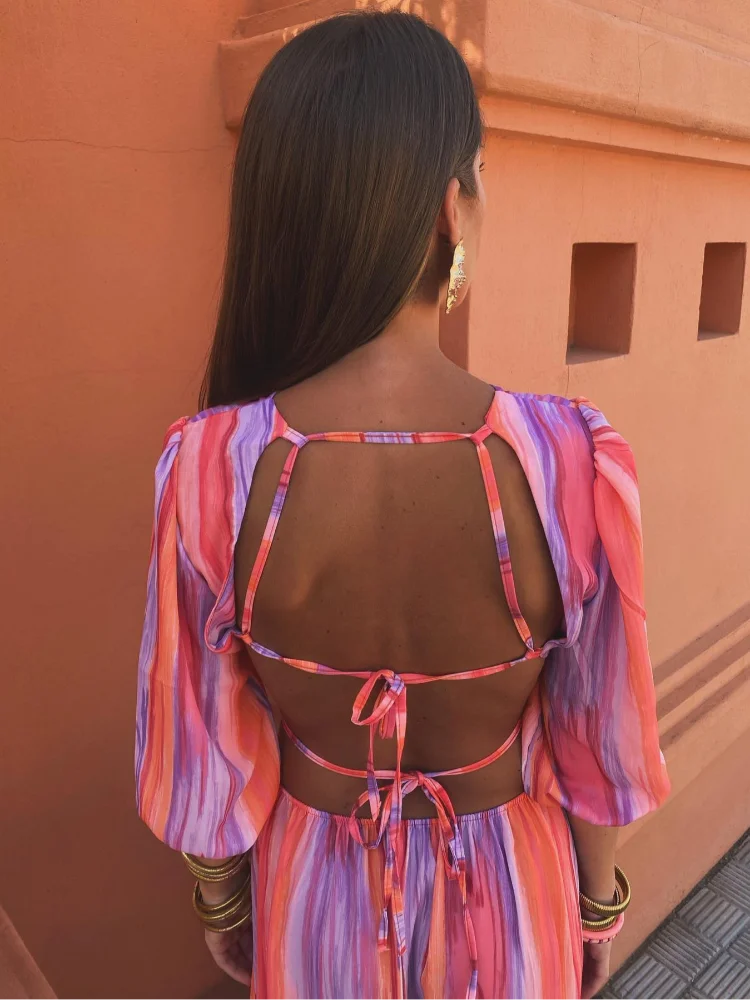 PALOMA | ELEGANT CUT-OUT KJOL E