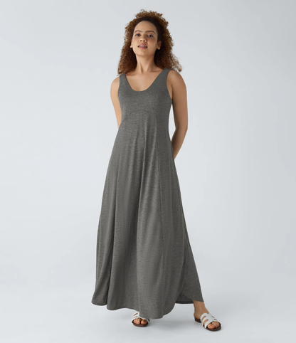 Halara | Maxi Dress con Spacco Laterale e Schiena Scoperta
